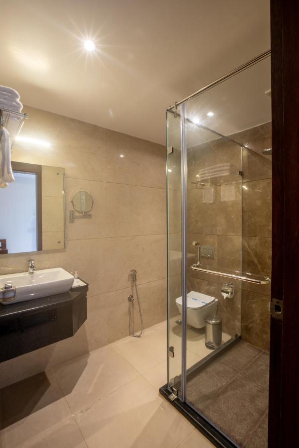 Golden Fortune Inn Hotel Бенґалуру Екстер'єр фото