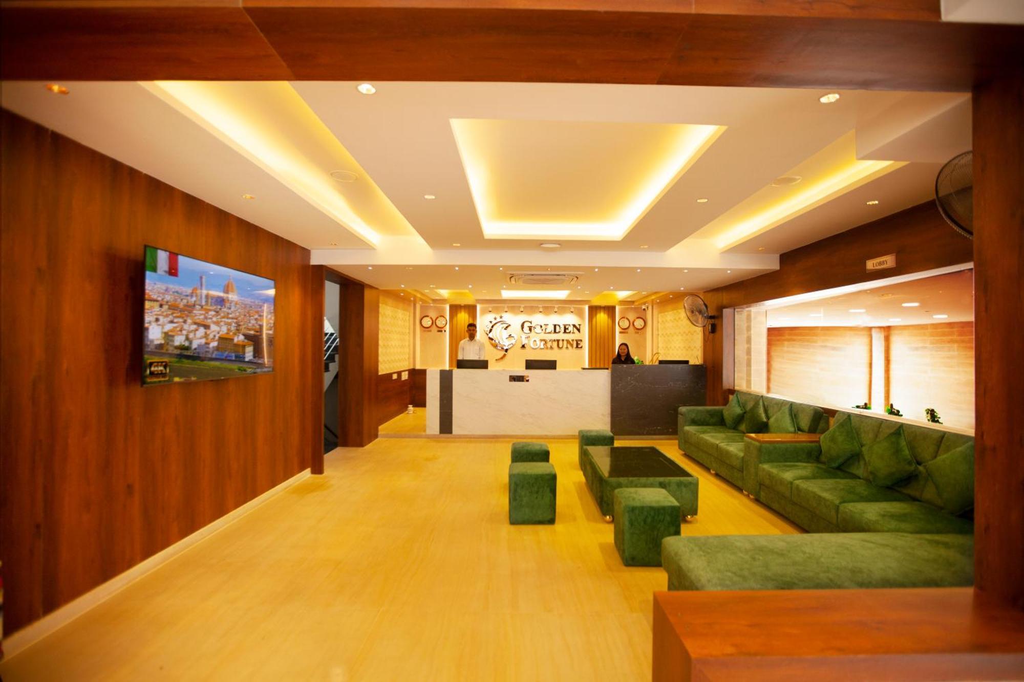 Golden Fortune Inn Hotel Бенґалуру Екстер'єр фото